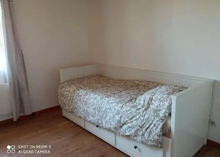 Dom wakacyjny Maison Lauraguaise Parking Grand Jardin Wifi Villenouvelle